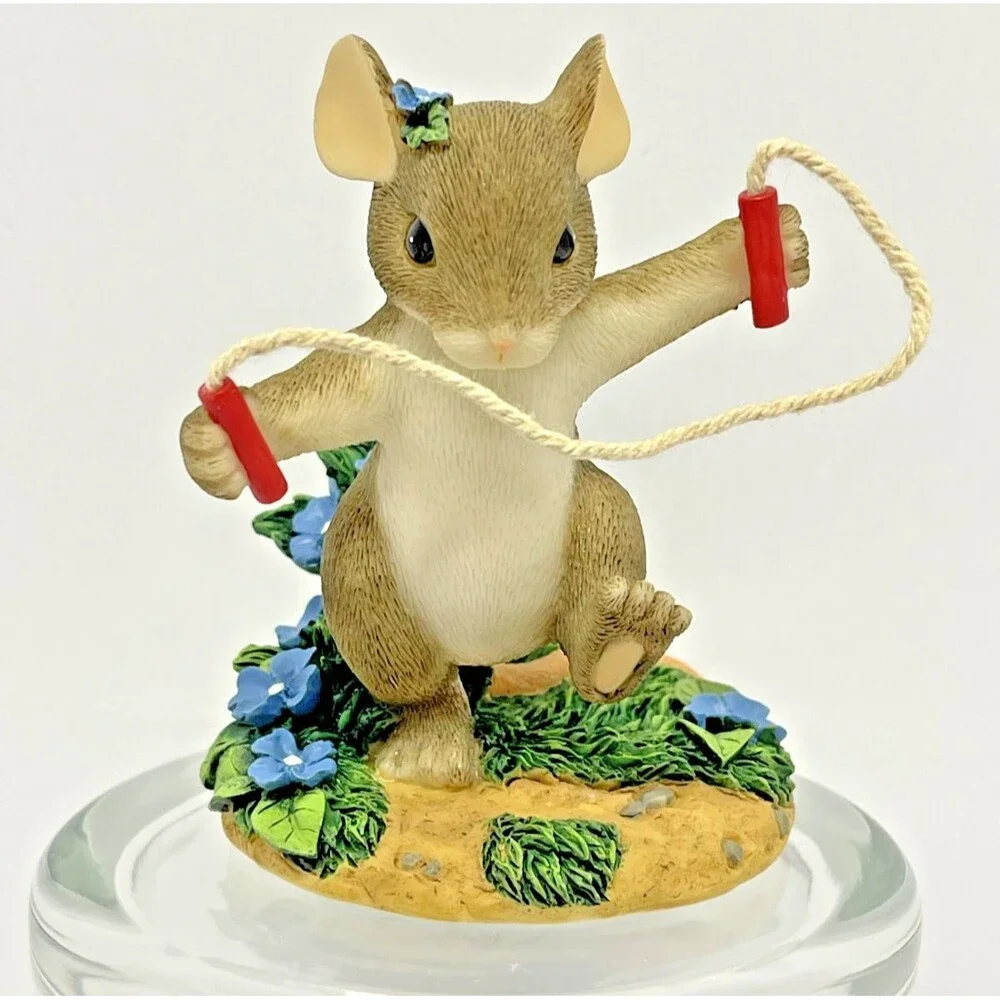 Fitz and Floyd Charming Tails “Just a Hop, Skip and a Jump Away” Mouse 83/110-VG